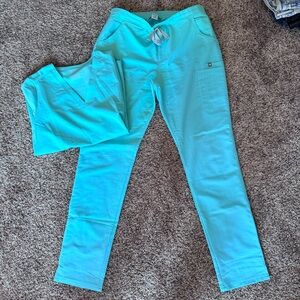 Figs Set Limited Edition Aqua